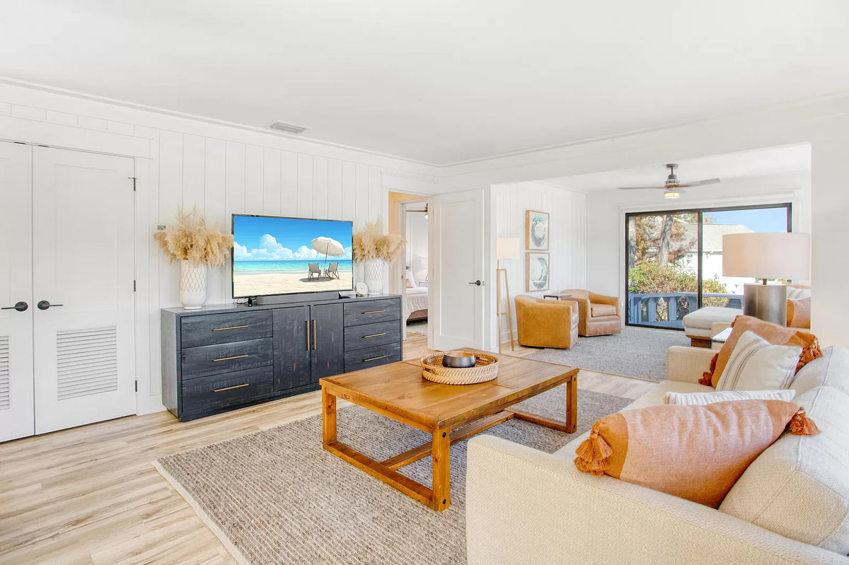 Cottage on the Bay in Destin, FL — Furniture Merchandise Outlet