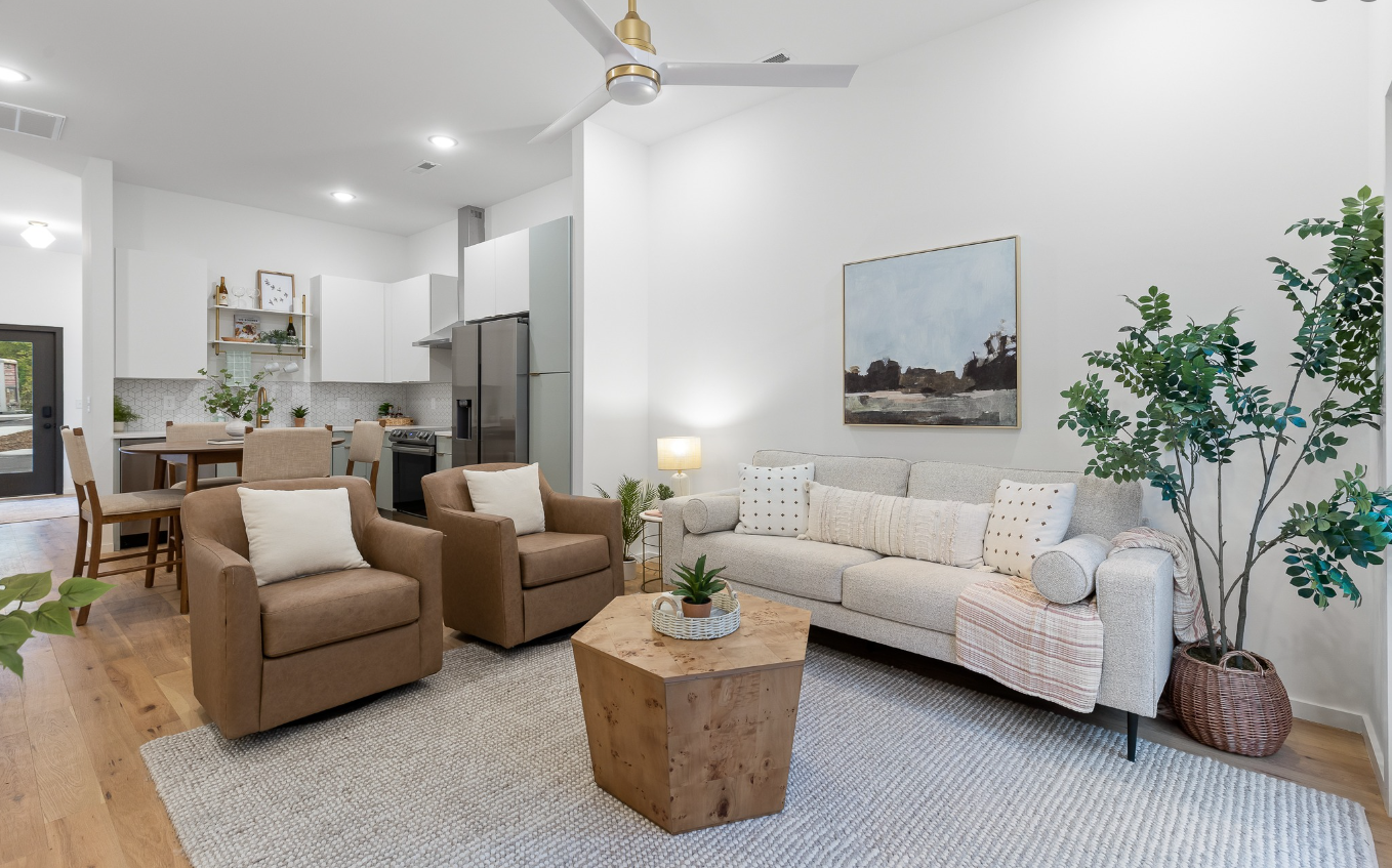 Essential Pieces to Furnish Your Airbnb with FMO