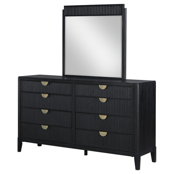 Brookmead - 8-Drawer Dresser