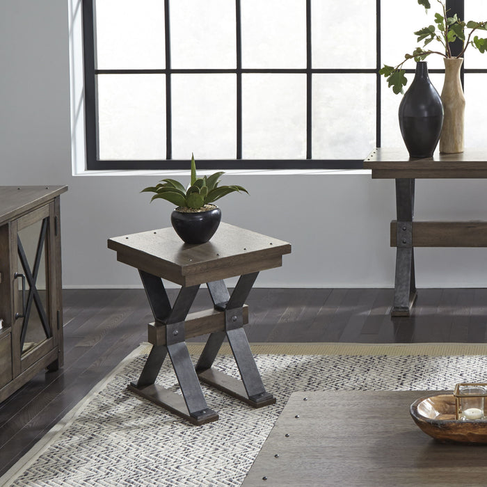 Sonoma Road - Chair Side Table - Weathered Beaten Bark