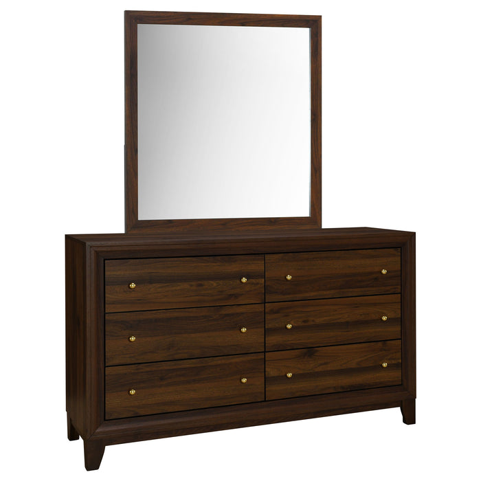 Welsley - 6-Drawer Dresser