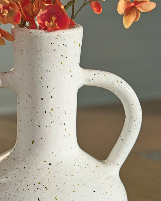 Ashley Express - Dallinworth Vase