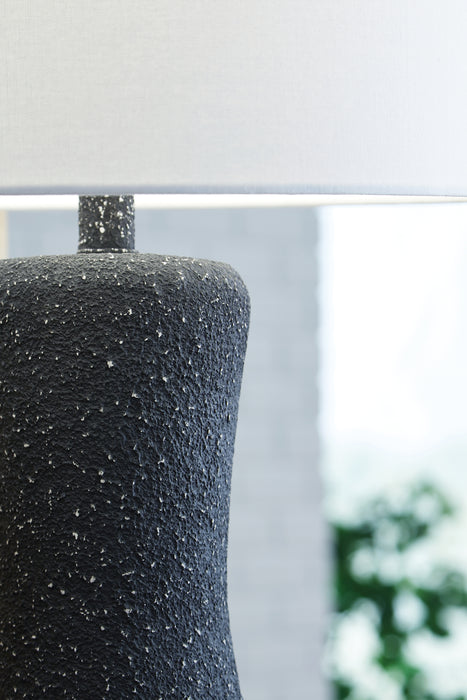 Ashley Express - Maykins Metal Table Lamp (1/CN)