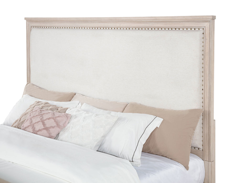 Pembroke 4-piece Eastern King Bedroom Set Washed Oak