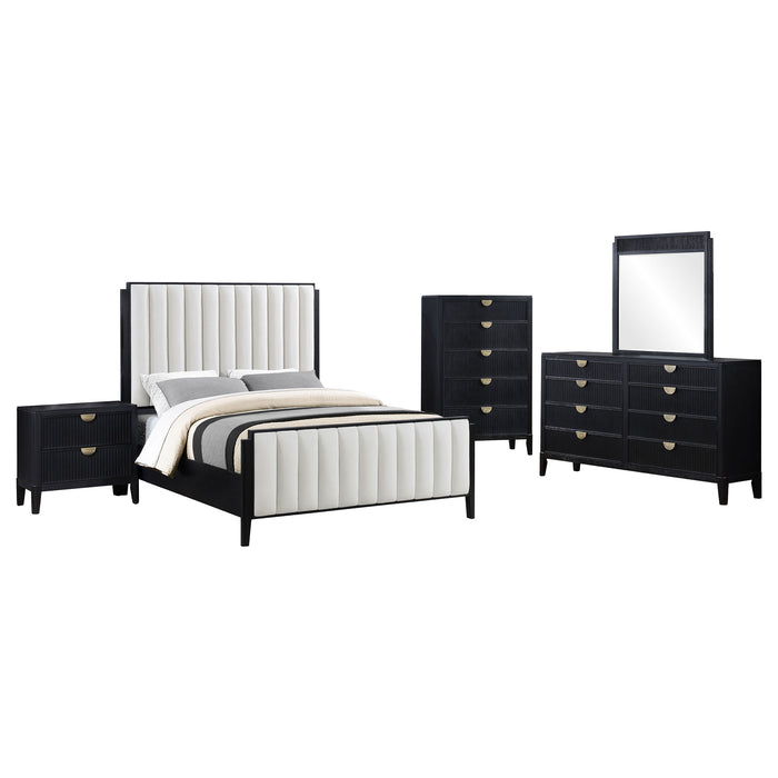 Brookmead 5-piece Upholstered Cal King Bedroom Set Black