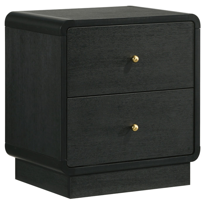 Cavelle 5-piece Full Bedroom Set Black