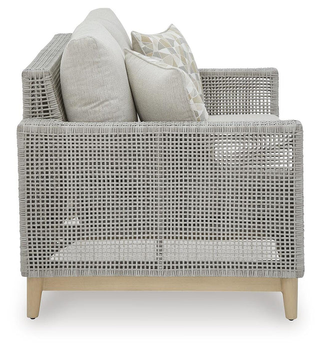 Seton Creek Loveseat w/Cushion