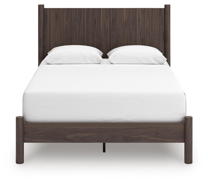 Pamytta Queen Panel Platform Bed, Dresser, Mirror and Nightstand