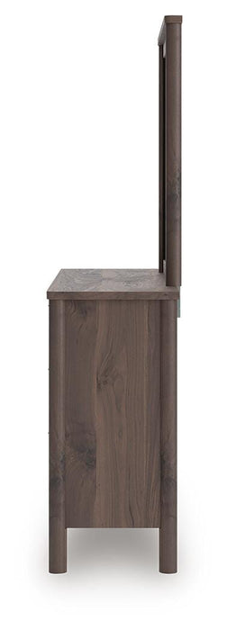 Pamytta Queen Panel Bed, Dresser and Mirror