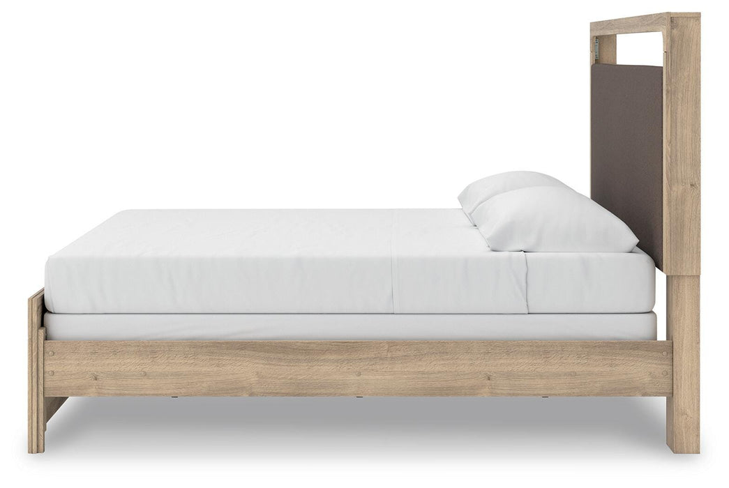 Kinlanni King Upholstered Panel Bed, Dresser and Mirror