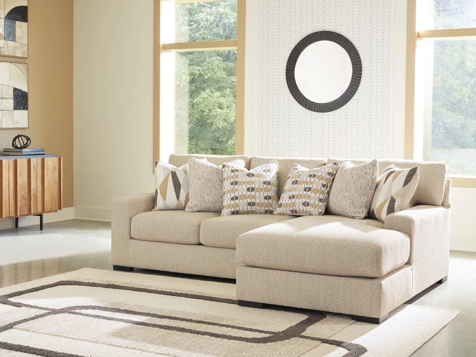 Laurelgrove 2-Piece Sectional Sofa Chaise