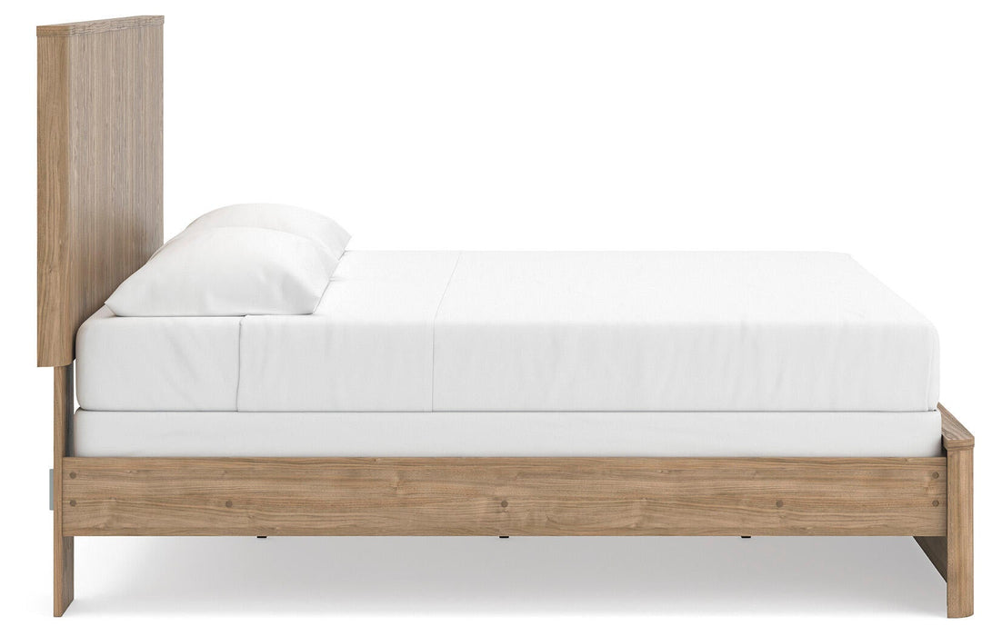 Gramburg King Panel Bed