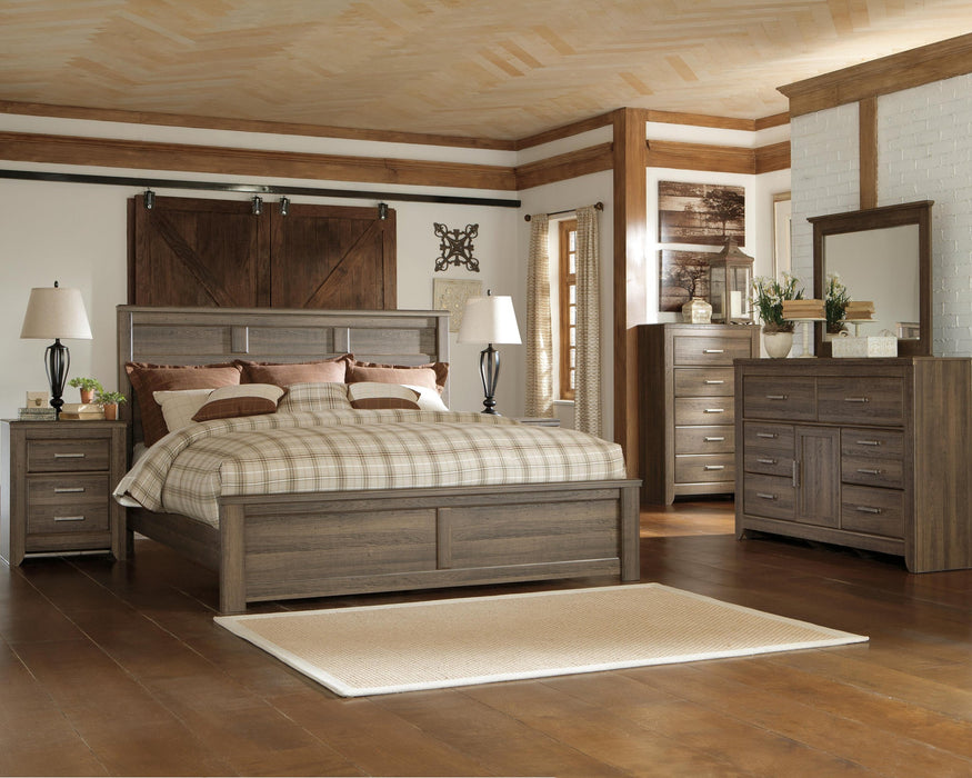 Juararo King Panel Bed with Mirrored Dresser, Chest and Nightstand