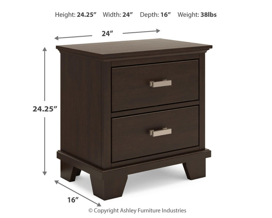 Covetown California King Panel Bed with Mirrored Dresser and Nightstand