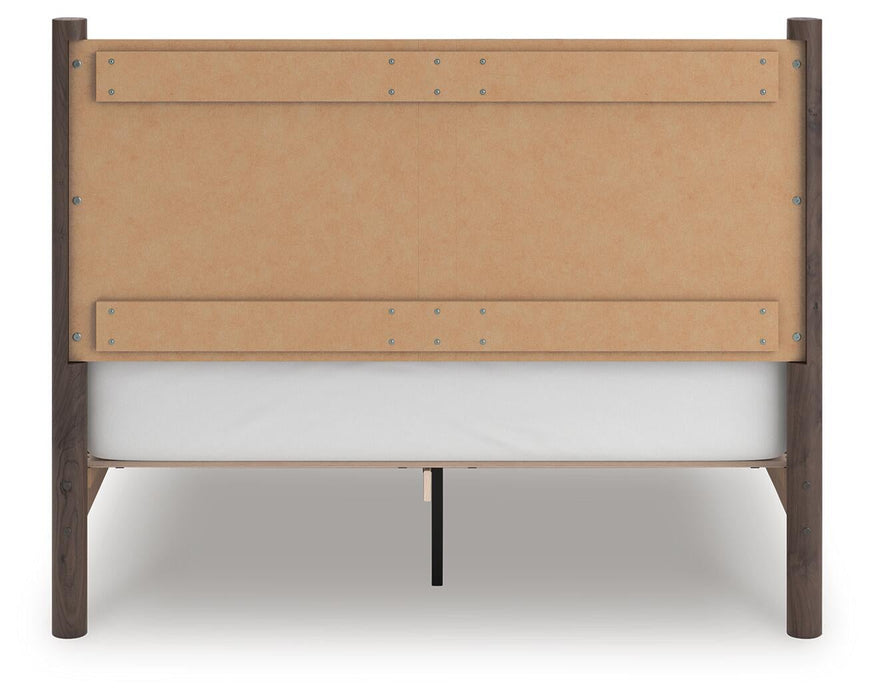 Cadmori Queen Panel Platform Bed, Dresser and Mirror