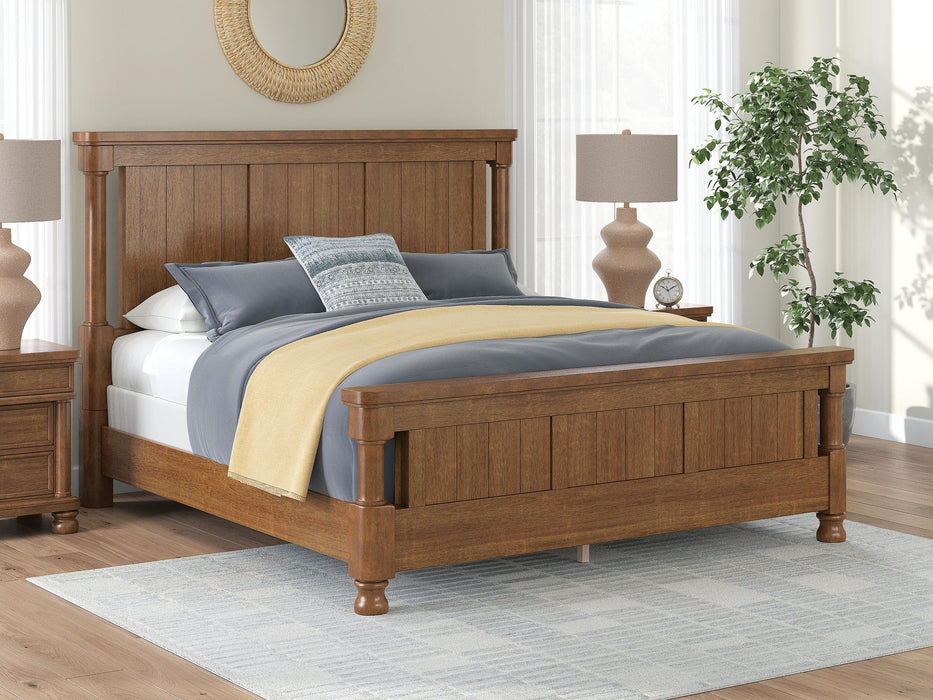 Chadworth King Poster Bed with Mirrored Dresser and Nightstand