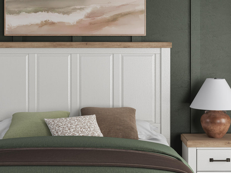 Savonport King Panel Storage Bed, Dresser and Mirror