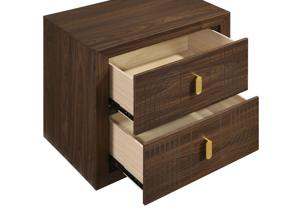 Etienne 4-piece Queen Bedroom Set Walnut